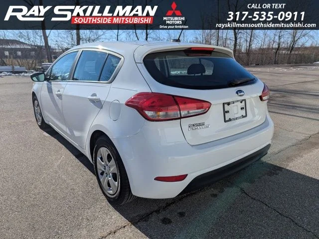 2017 Kia Forte5 LX - Photo 10