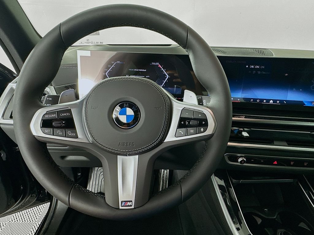 New 2026 Black Sapphire Metallic BMW xDrive40i image 10