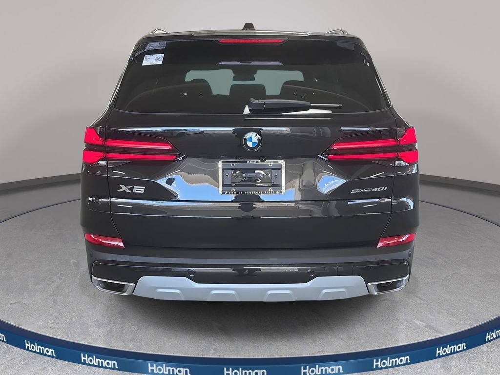 New 2026 Black Sapphire Metallic BMW sDrive40i image 5