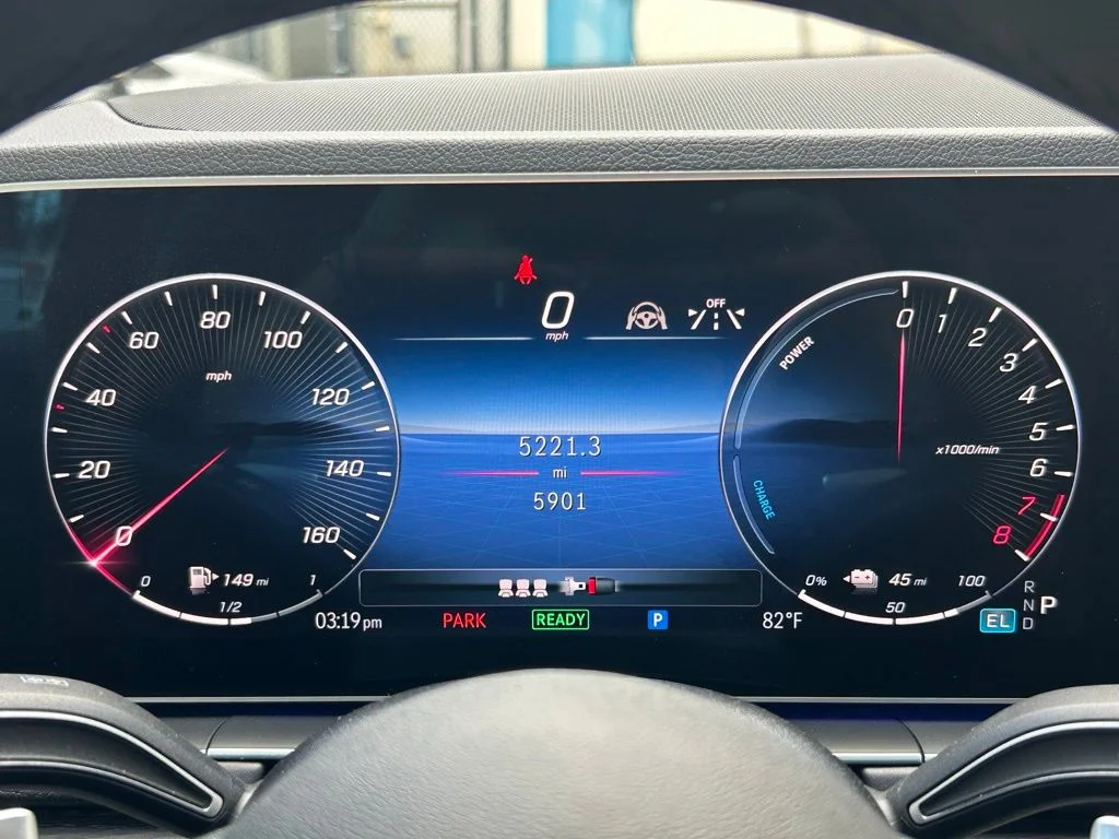 Used 2025  Mercedes-Benz GLE 450e image 18