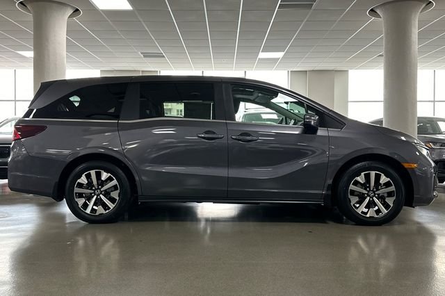 New 2026 Modern Steel Metallic Honda EX-L image 3
