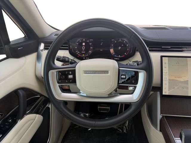 Used 2024 Blue Land Rover SE image 13