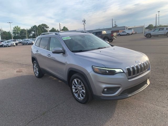 2019 Jeep Cherokee Latitude Plus's photo