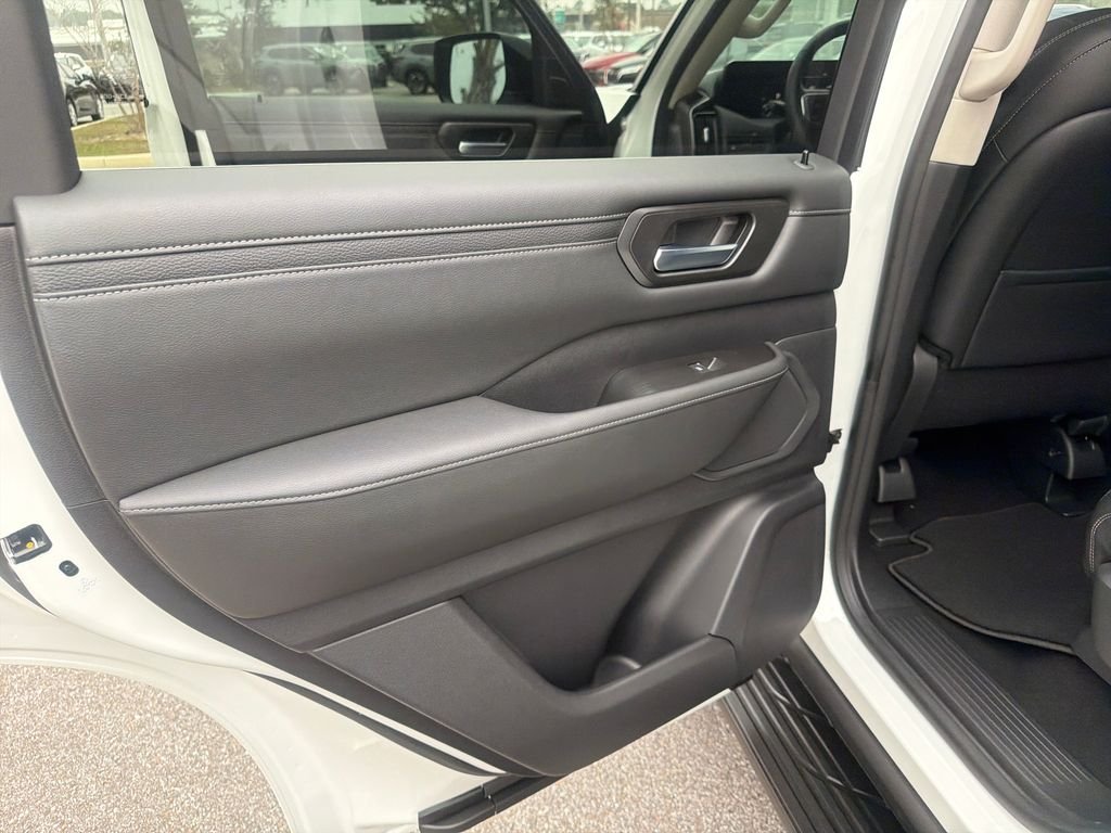 New 2026 Nissan Armada SV 4D Sport Utility