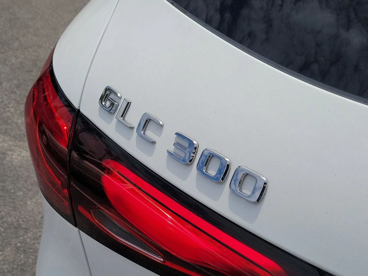 New 2026 Polar White Mercedes-Benz GLC 300 image 7
