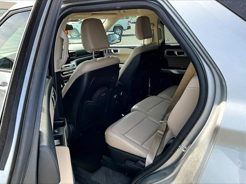 Used 2020 Silver Ford XLT image 8