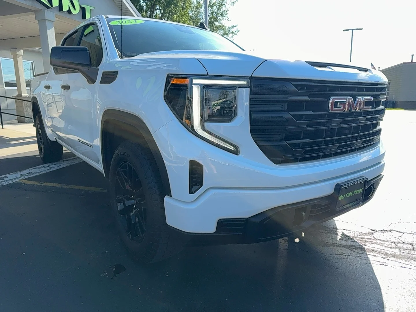 Used 2024 White GMC Pro image 12