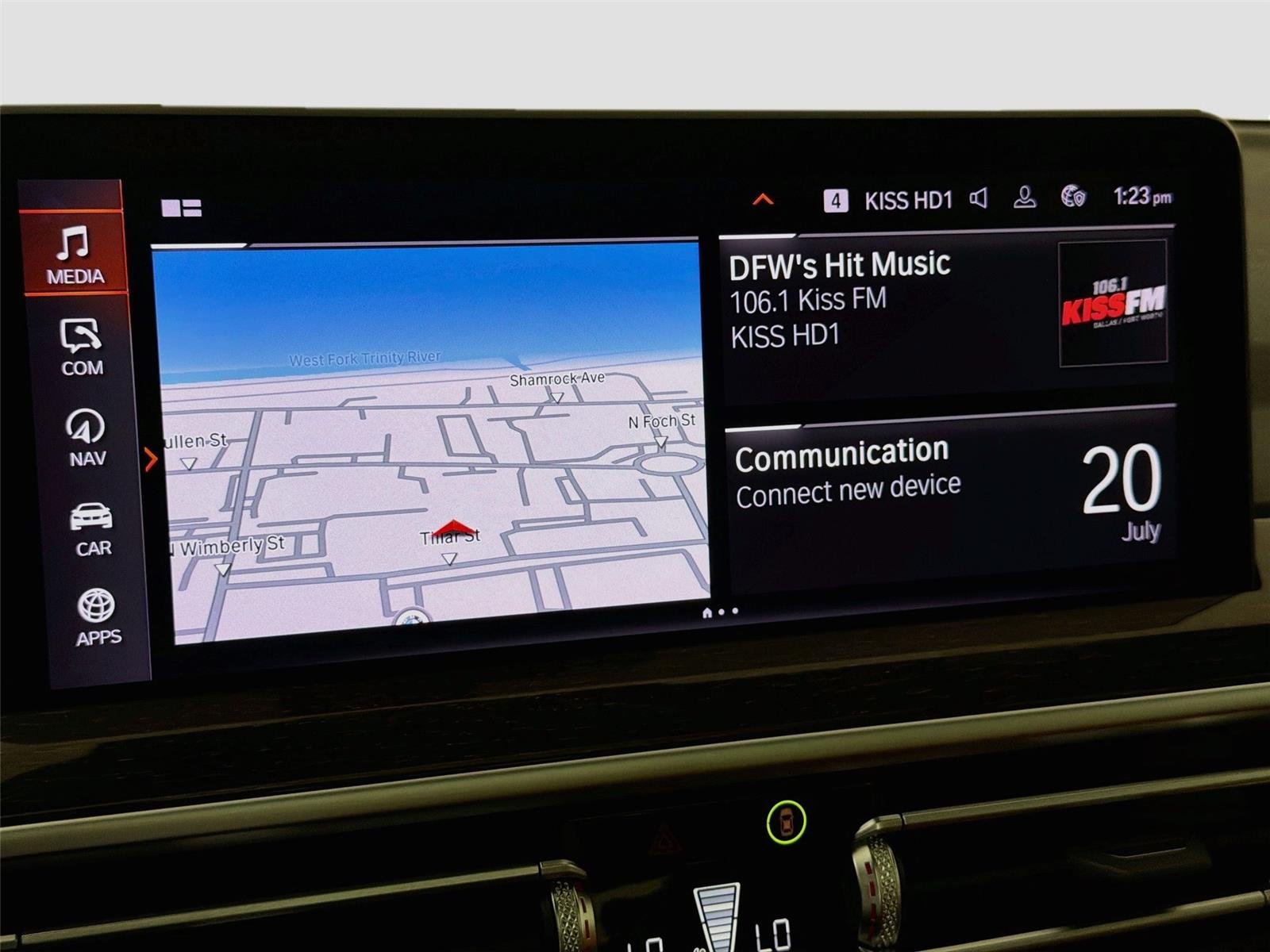Used 2022 Alpine White BMW sDrive30i image 15