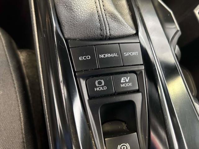 Certified Used 2025 CELESTIAL SILVER Toyota  image 20