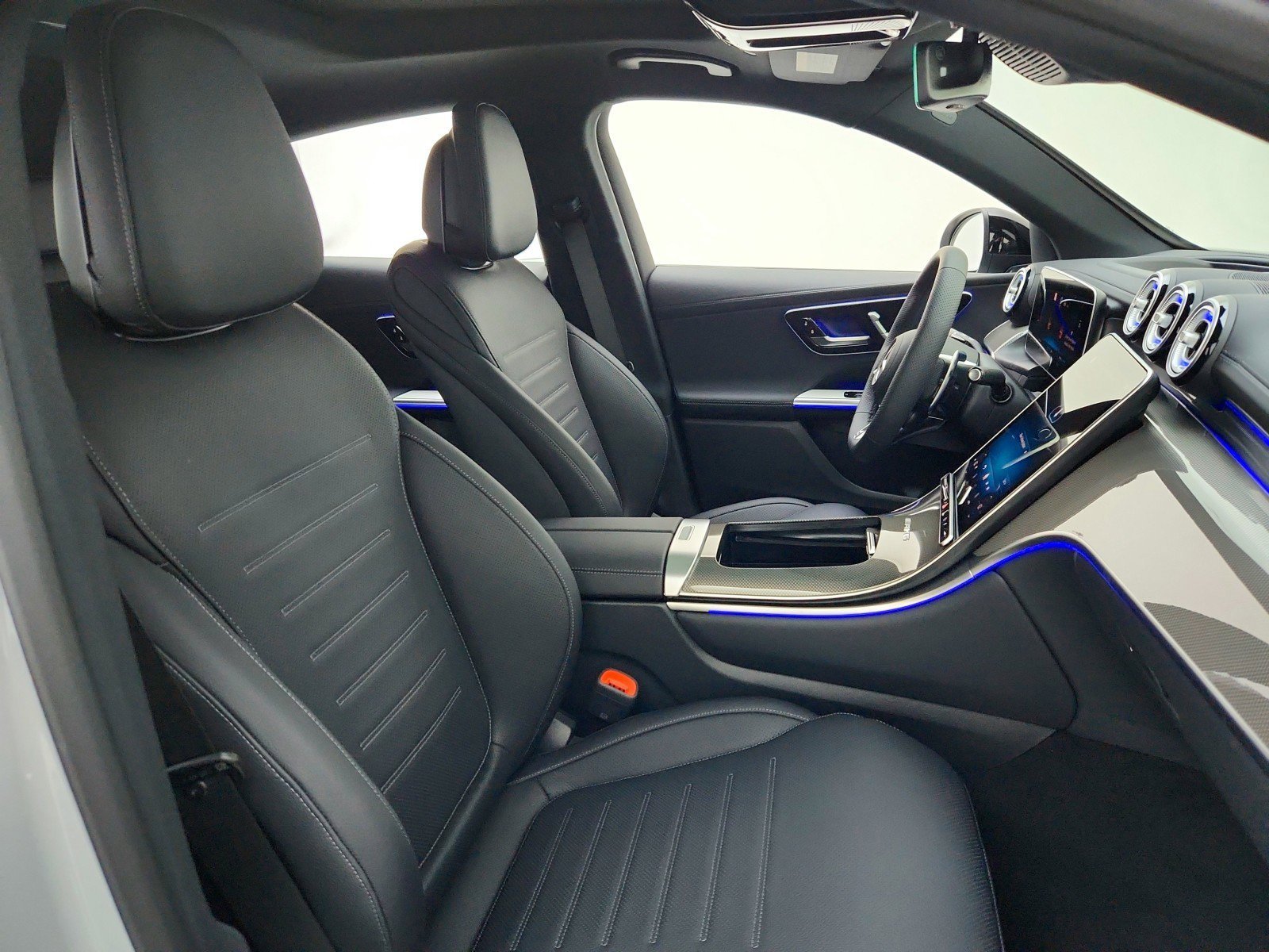 New 2026 MANUFAKTUR Alpine Grey Mercedes-Benz AMG® GLC 43 4MATIC Coupe image 43