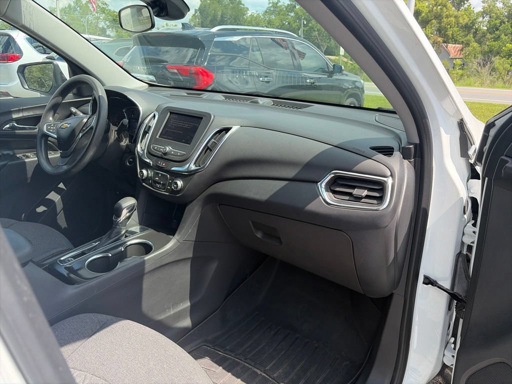 Used 2023 Summit White Chevrolet LT image 10
