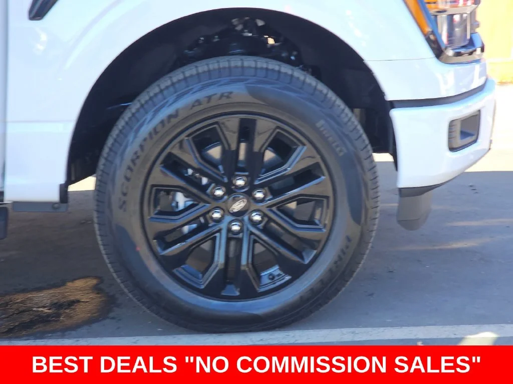 New 2026 Oxford White Ford XLT image 39