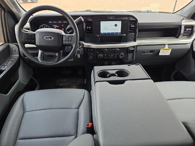 New 2025 Oxford White Ford F-350® XL image 40