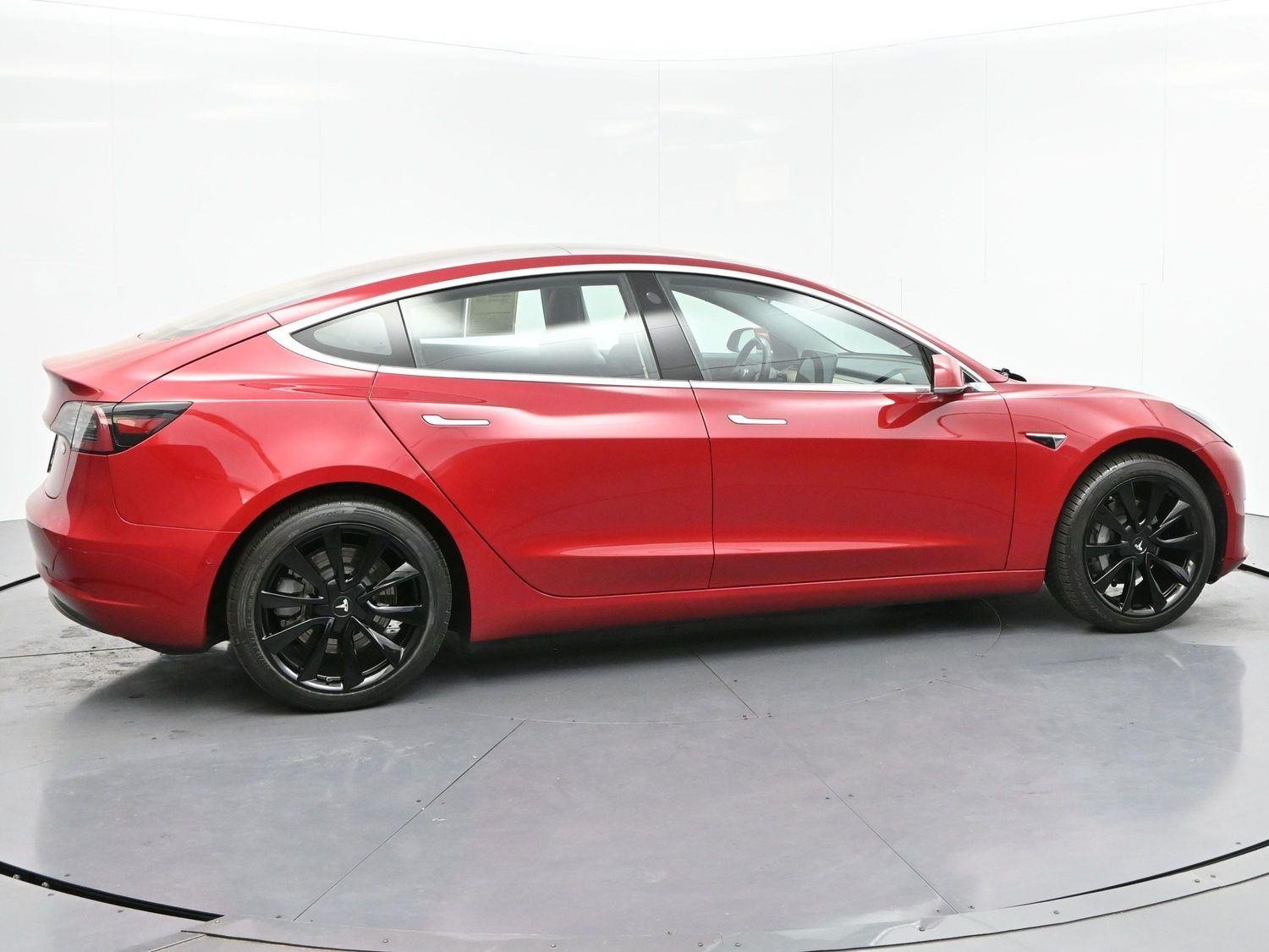 Used 2018 Red Multi-Coat Tesla Long Range Battery image 8