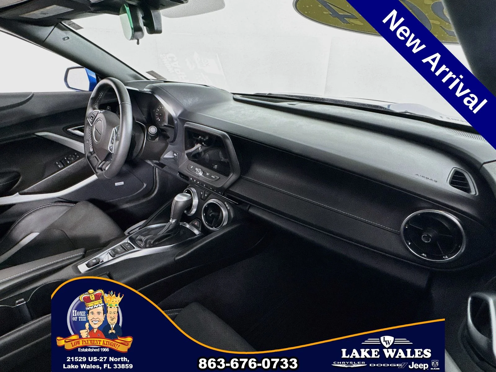 Used 2024 Blue Chevrolet LT1 image 27