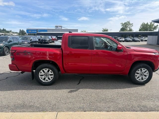 Used 2023 Red Nissan SV image 4