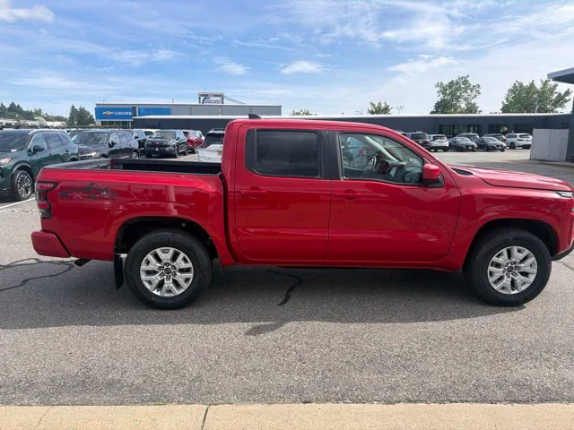 Used 2023 Red Nissan SV image 4