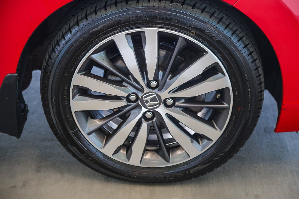 Used 2015 Milano Red Honda EX image 9