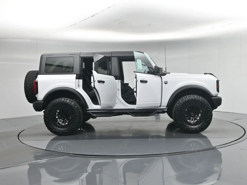 New 2026 White Ford Big Bend image 4