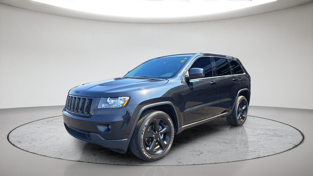 Used 2013 Black Jeep Altitude image 7