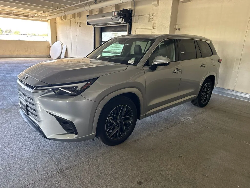 Used 2025 Silver Lexus 350 Premium image 1