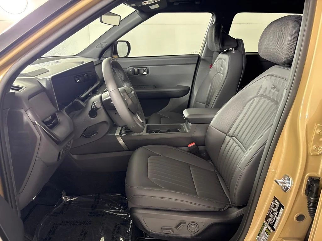 New 2027 Terrain Brown Kia X-Line S image 24