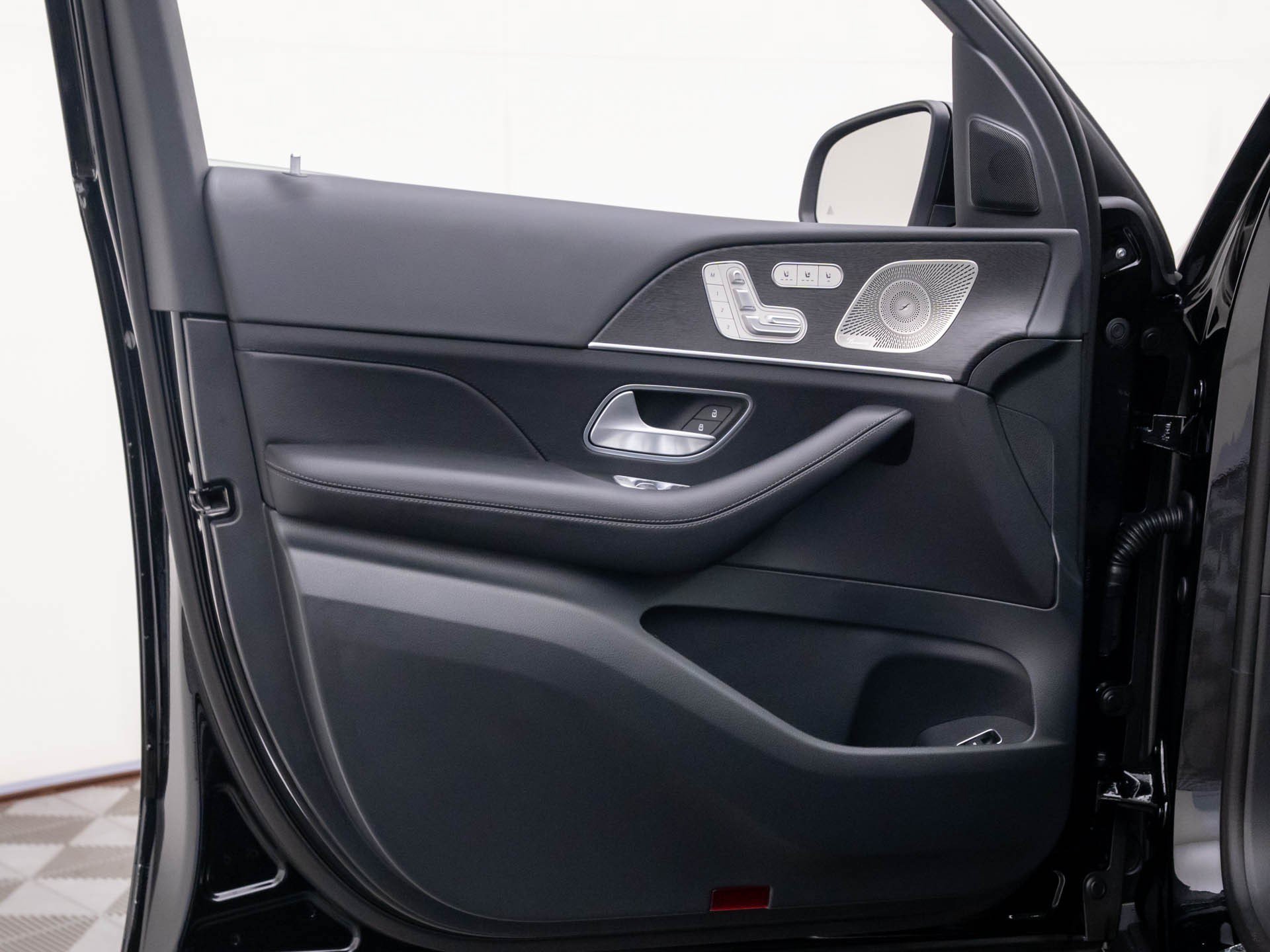 New 2026 Black Mercedes-Benz GLS 450 image 57