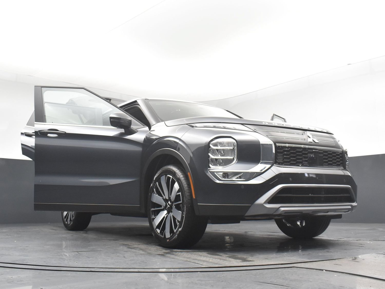 New 2026 Gray Mitsubishi SE 1.5T 2WD image 25
