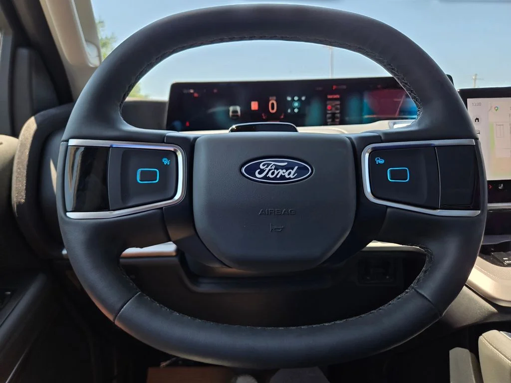 New 2027 Agate Black Metallic Ford MAX Active image 11
