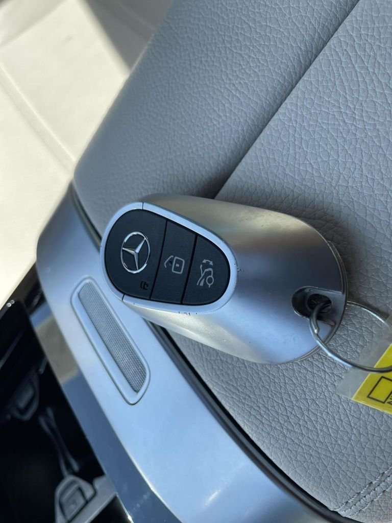 Used 2023 Lunar Blue Metallic Mercedes-Benz C 300 image 41