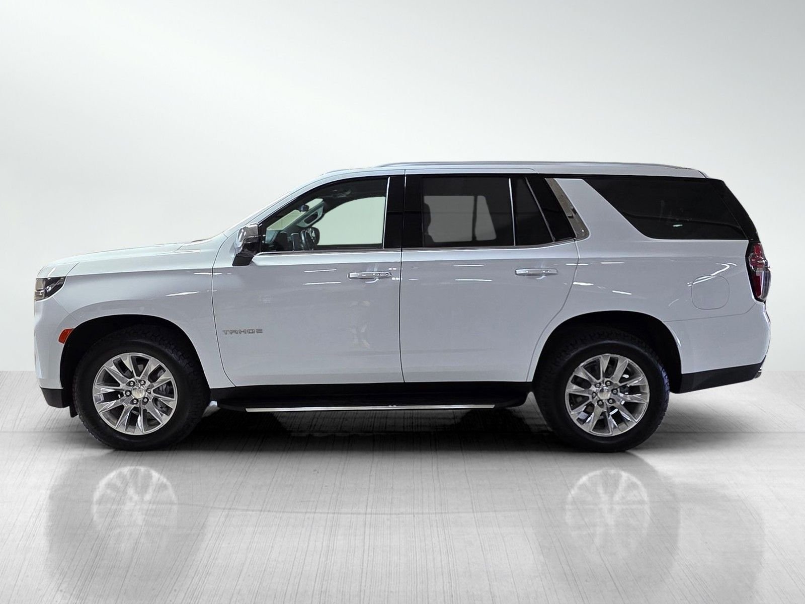 Used 2023 Summit White Chevrolet Premier image 4
