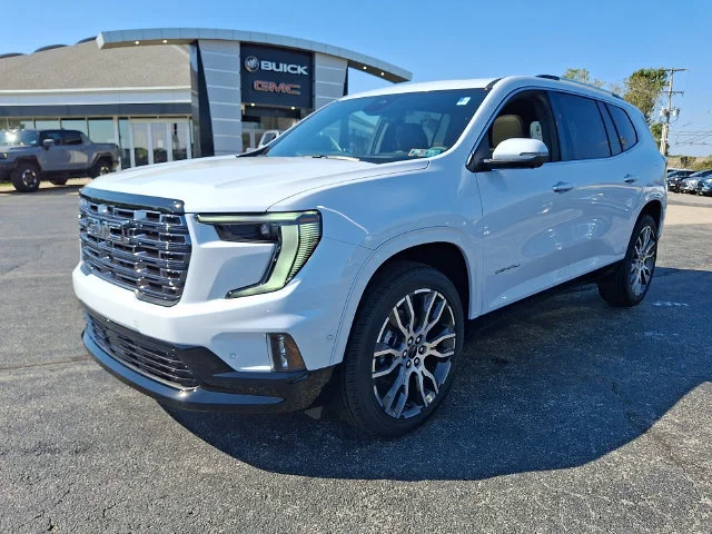 New 2027 Glacier White Tricoat GMC Denali Ultimate image 3