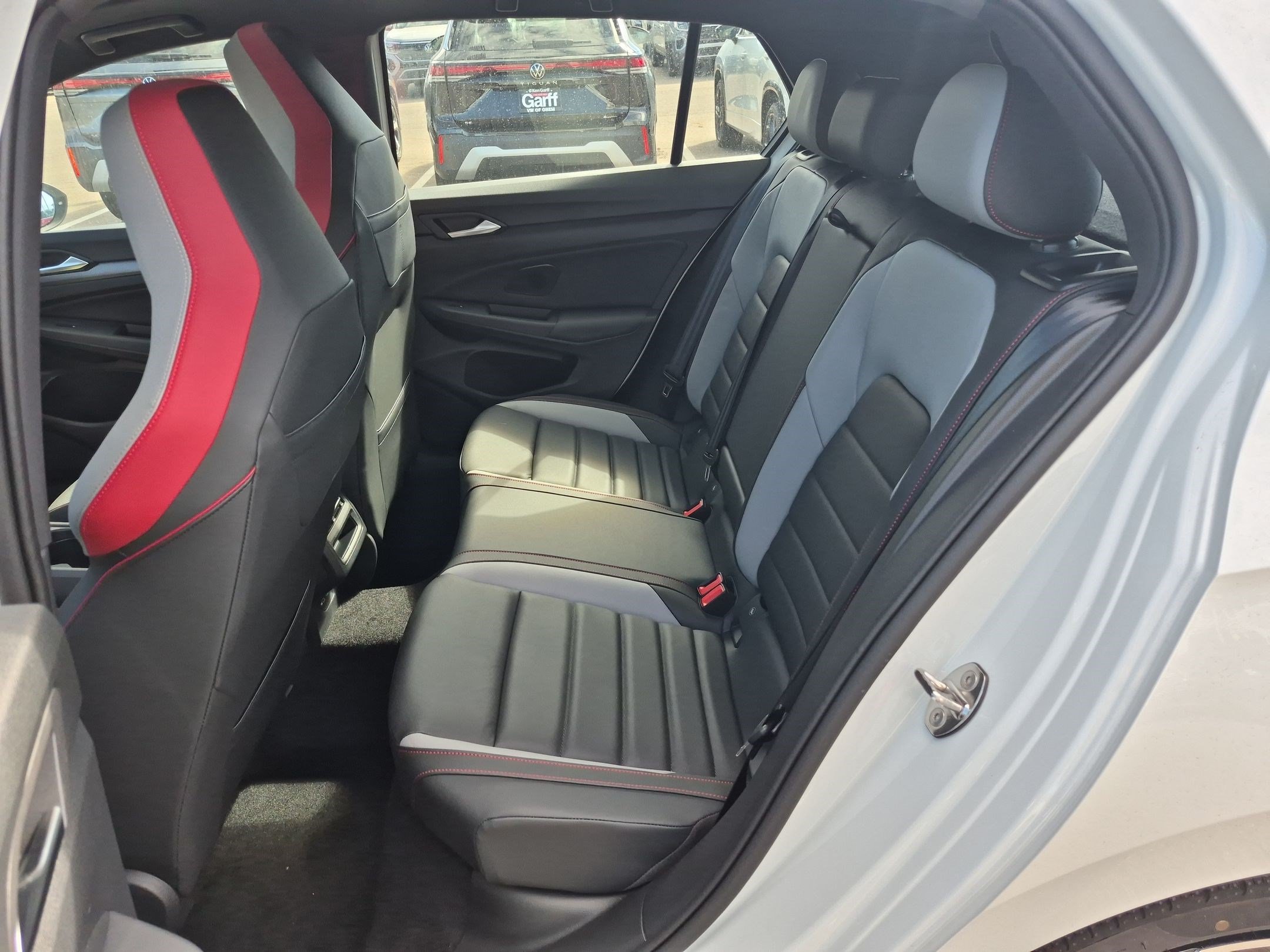 New 2026 Opal White Pearl Volkswagen SE image 15