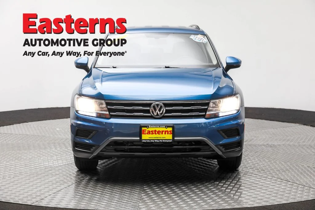 Used 2019 Blue Volkswagen 2.0T SE image 2
