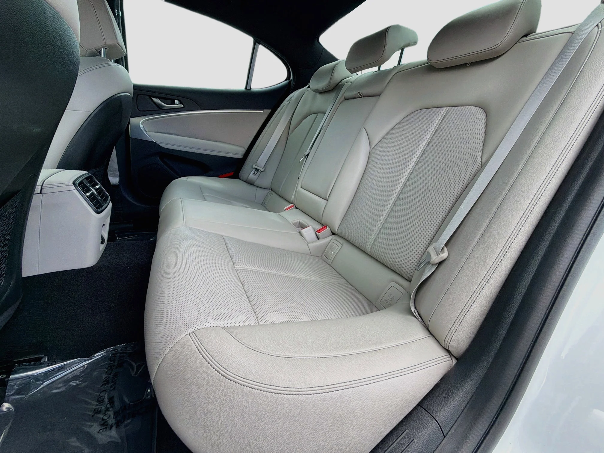 Used 2023 Alta White Genesis 2.0T image 18