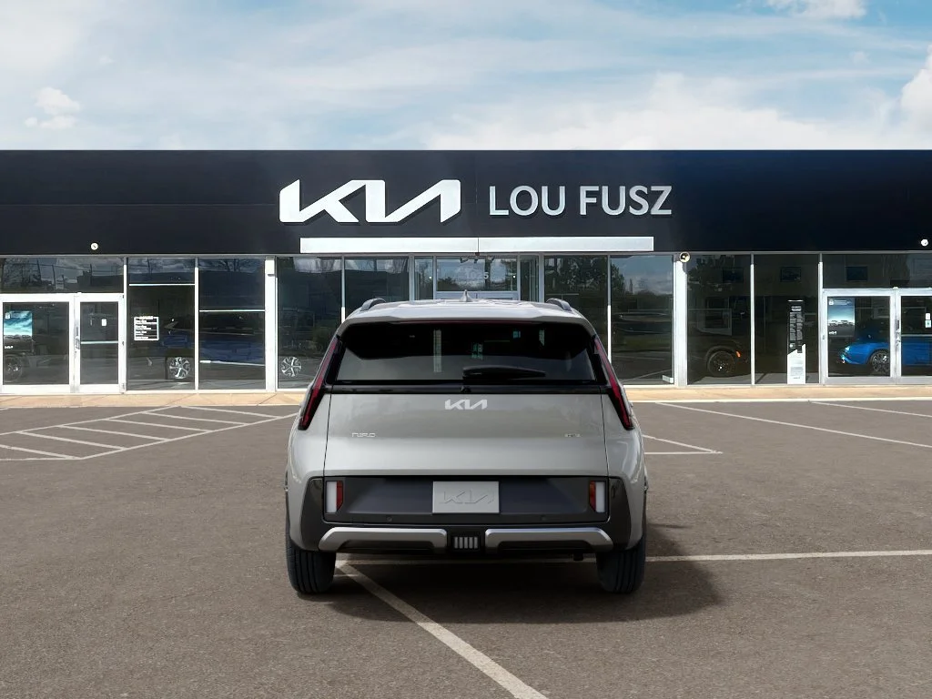 New 2027 Ivory Silver Kia SX image 5