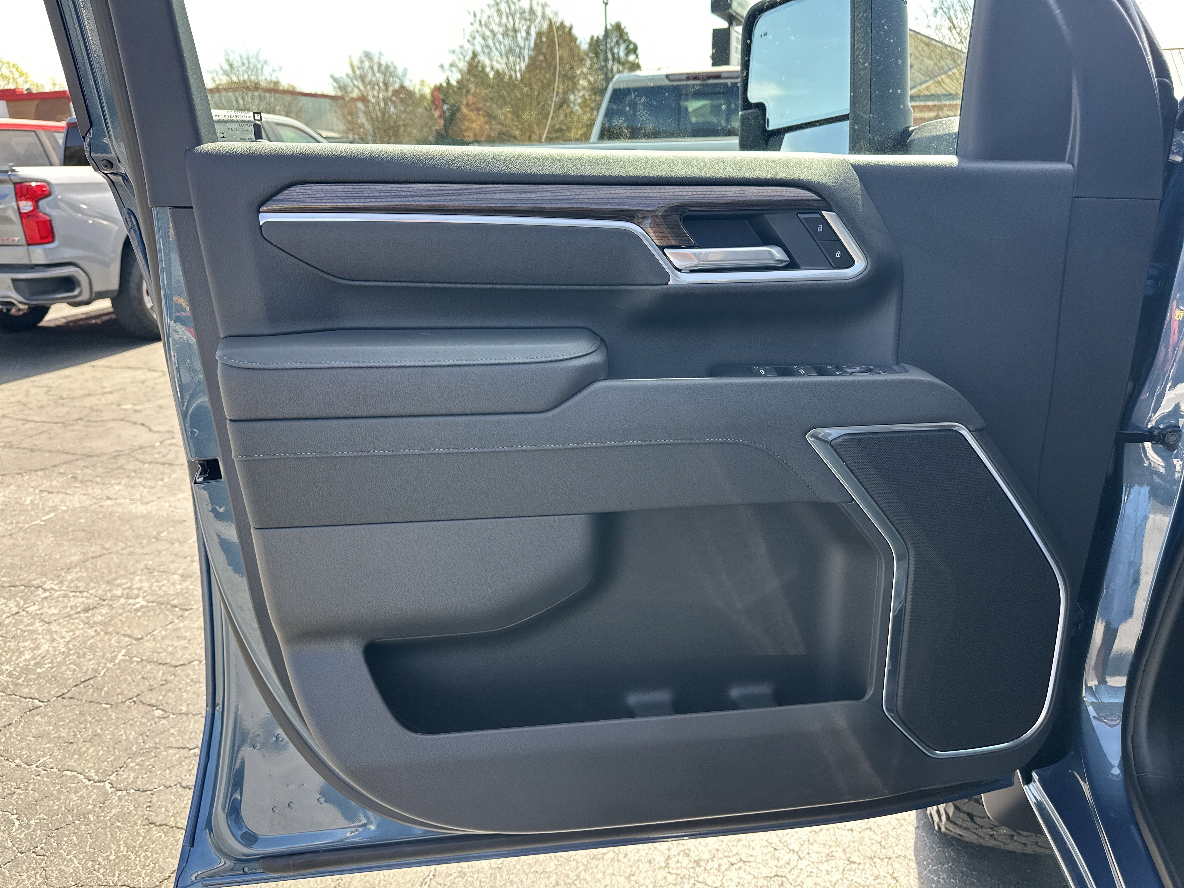 2026 Chevrolet Silverado 2500 HD LT - Photo 11
