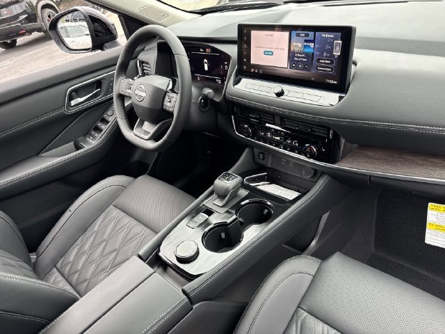 New 2026 Black Nissan Platinum image 24