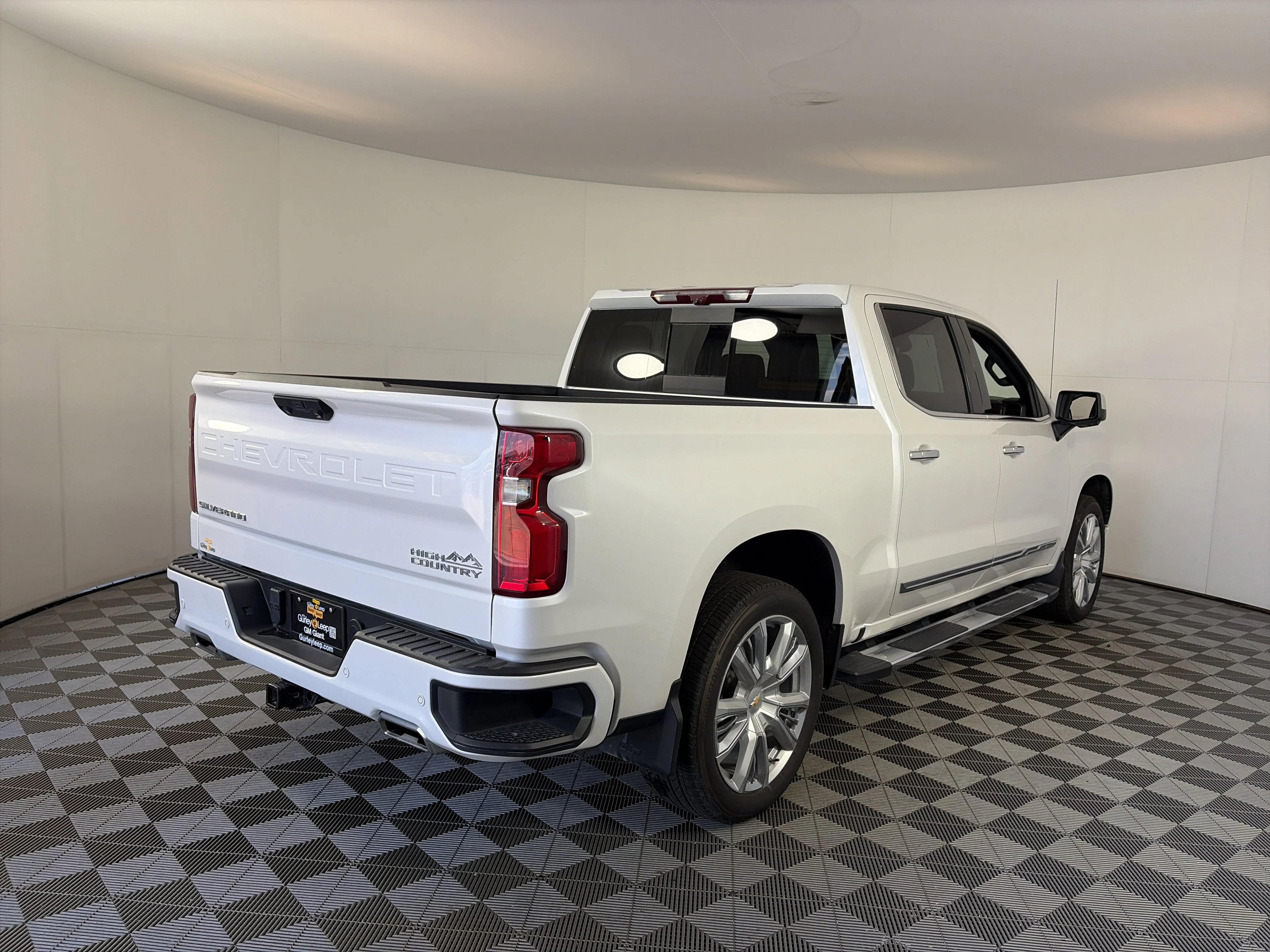 2024 Chevrolet Silverado 1500 High Country - Photo 10