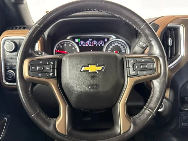 Certified Used 2022 Black Metallic Chevrolet High Country image 18