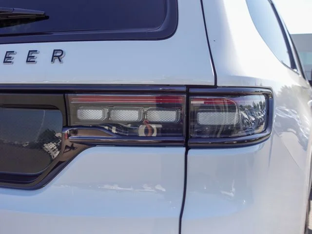 Used 2024 White Jeep Series II image 6