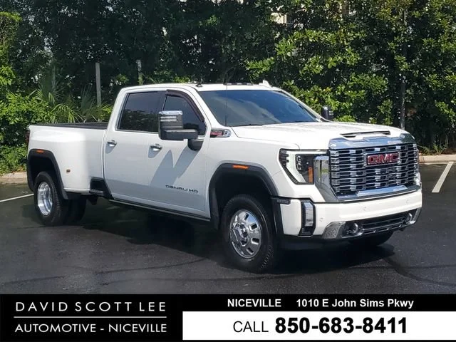 Used 2024 Summit White GMC Denali DRW image 1