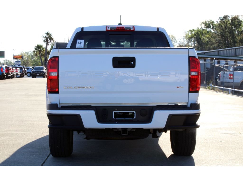 Used 2022 Summit White Chevrolet LT image 20