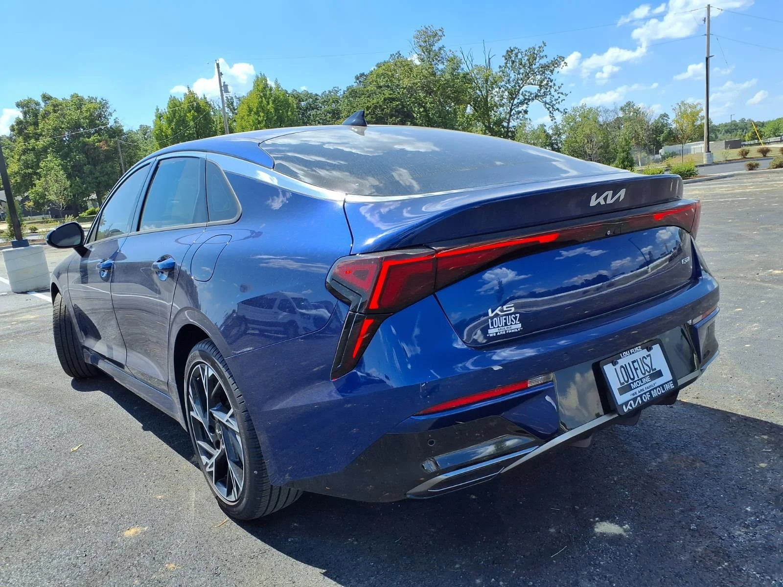 Used 2025 Yacht Blue Kia GT-Line image 27
