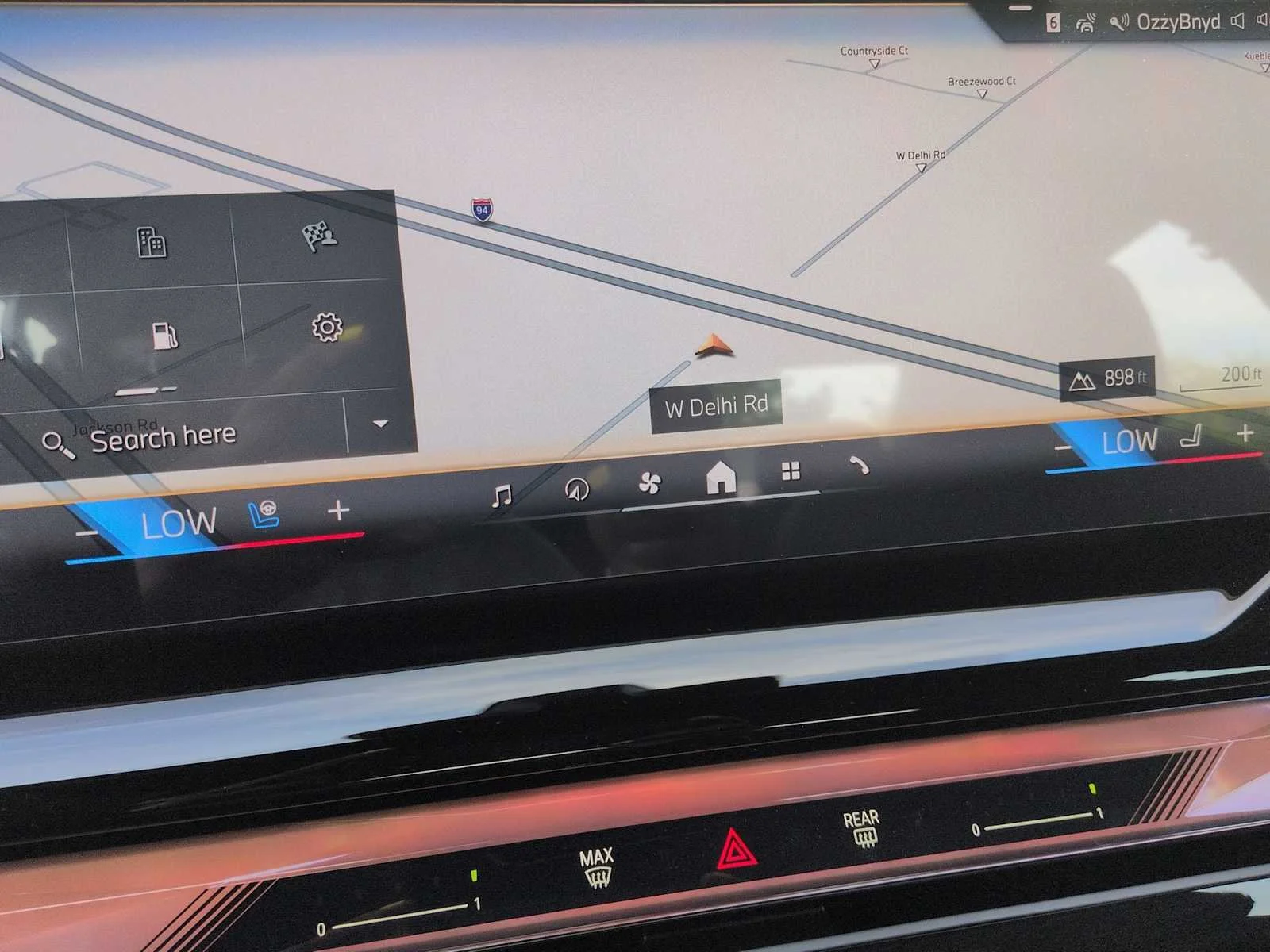 New 2027 Dark Graphite Metallic BMW 550e xDrive image 30