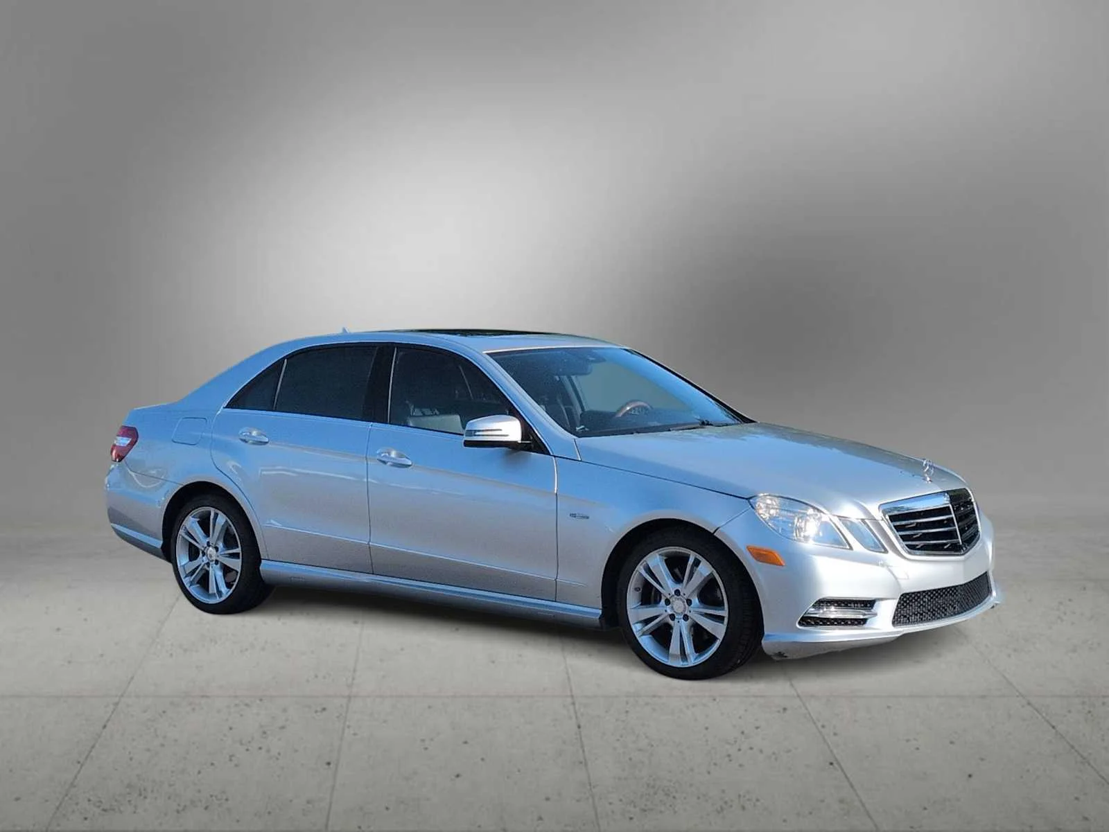 Used 2012 Iridium Silver Metallic Mercedes-Benz E 350 Sport image 2