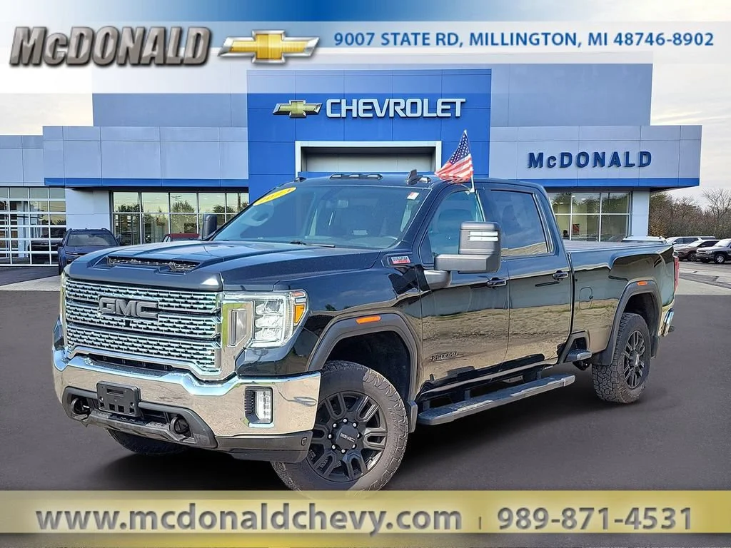 Used 2023 Onyx Black GMC SLE image 1