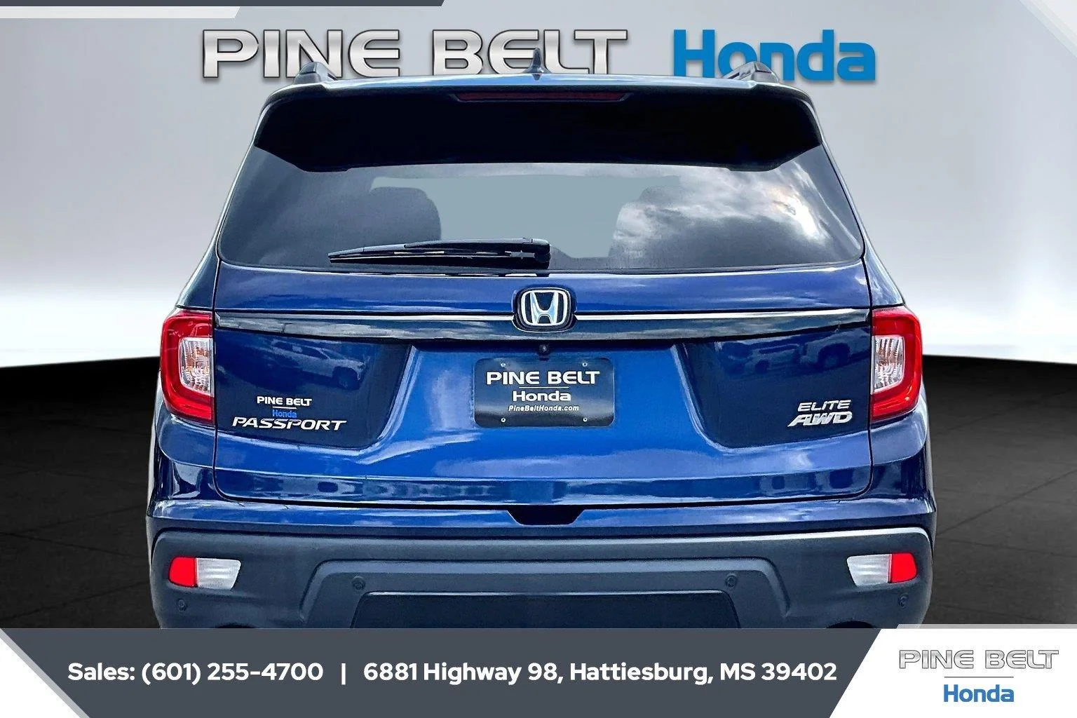 Used 2019 Obsidian Blue Pearl Honda Elite AWD image 4