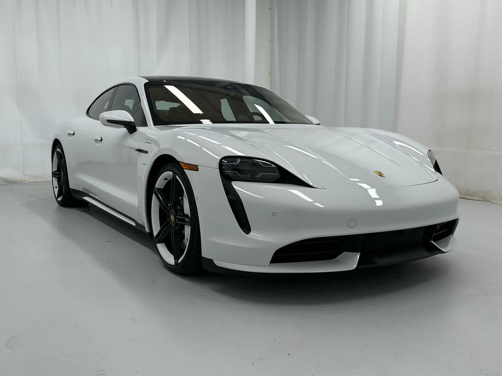 2020 Porsche Taycan Turbo