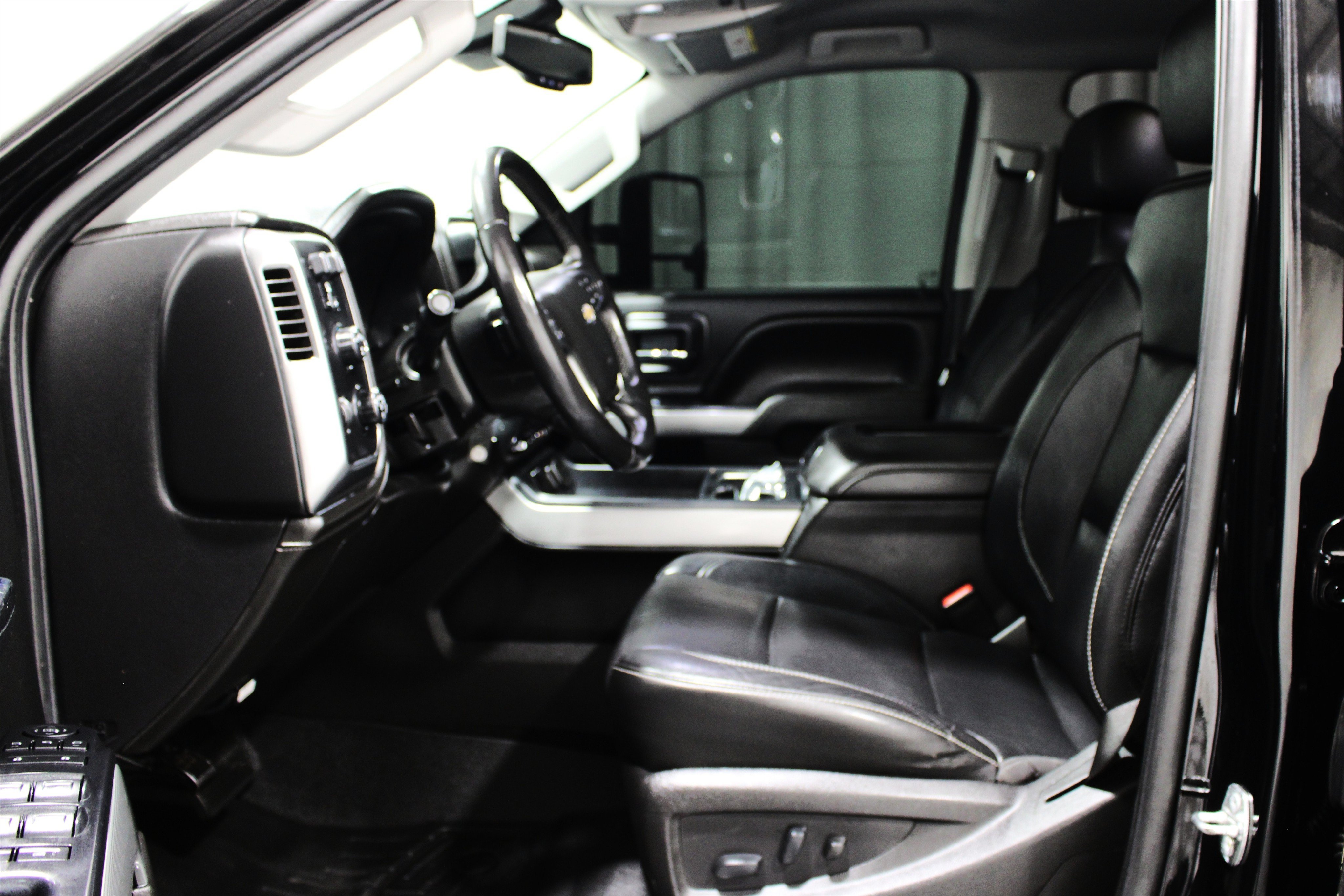Used 2017 Black Chevrolet LTZ image 3